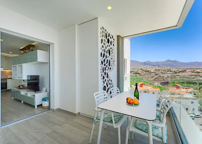 Sunrise Sea View Penthouse With Airco & Heated Pool Daire