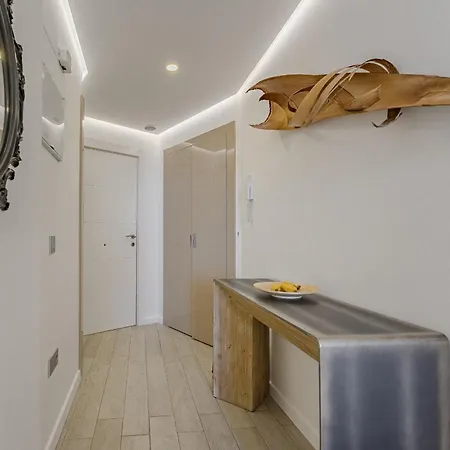 Sunrise Sea View Penthouse With Airco & Heated Pool *