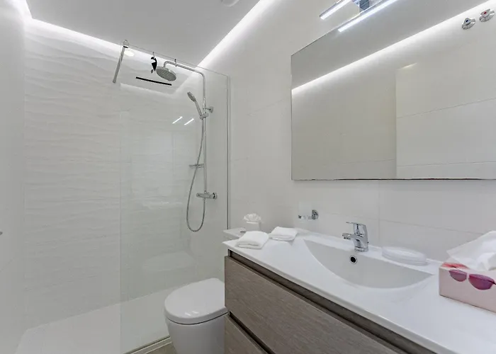 Sunrise Sea View Penthouse With Airco & Heated Pool *